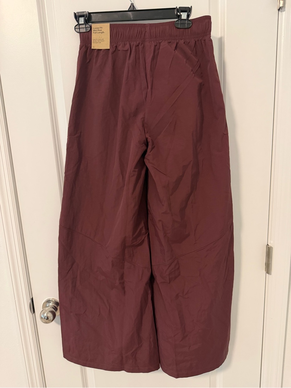 Nike Womens Burgundy Crush Wide Leg Track Pants Size XS NWT $90 IH8508-652 NWT - Picture 10 of 12